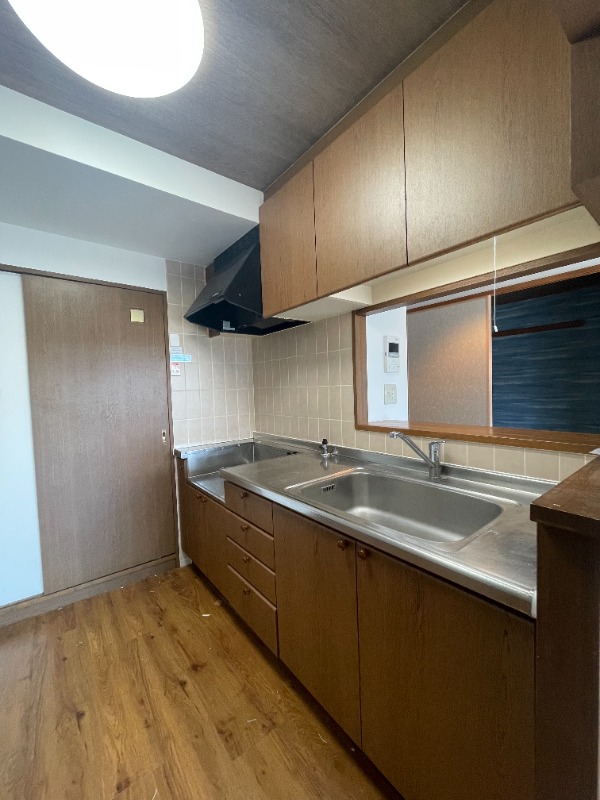 ※写真は別号室の参考写真になります。