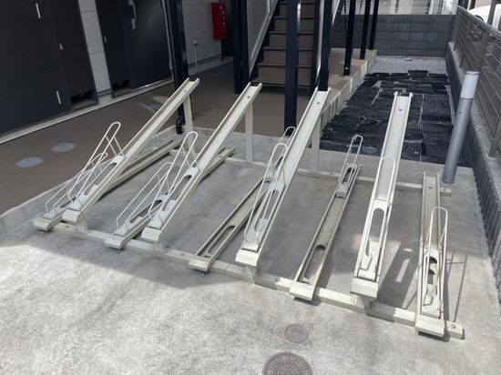 敷地内・建物