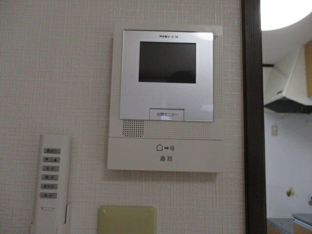 別部屋（左右反対タイプ）の参考写真です。