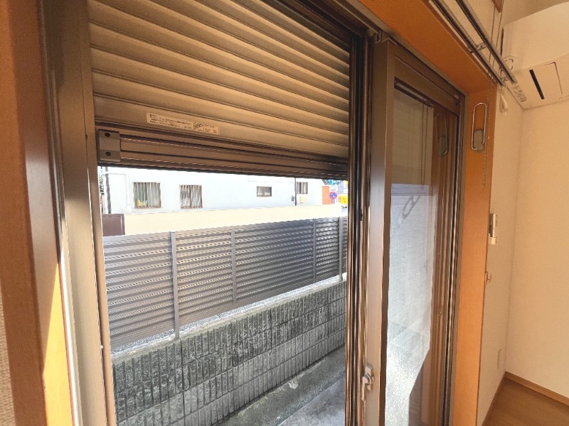 シャッター・室内物干し