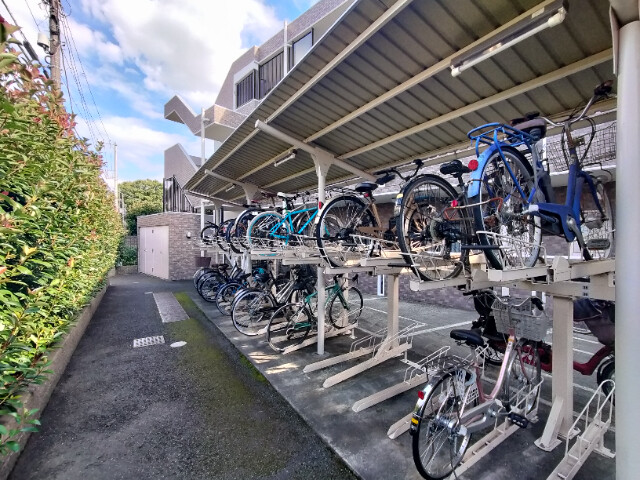 敷地内・建物