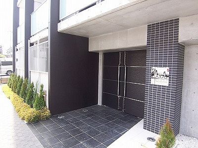 敷地内・建物