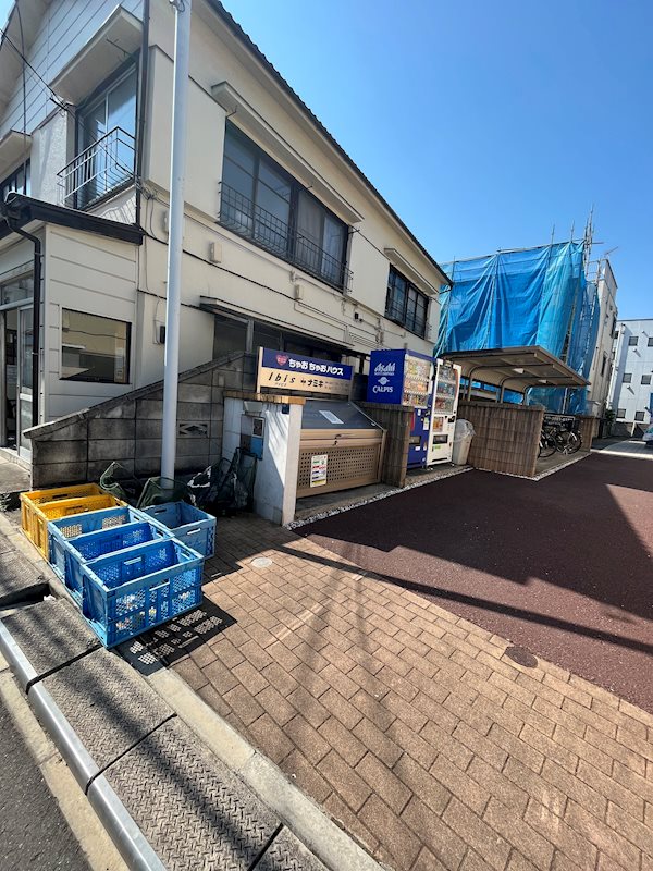 敷地内ゴミ置き場