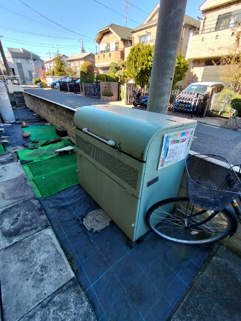 敷地内・建物
