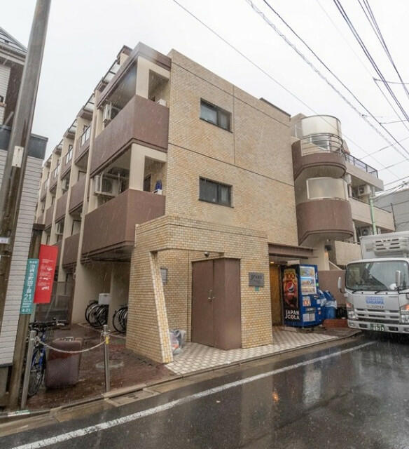 敷地内・建物