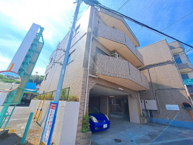 敷地内・建物
