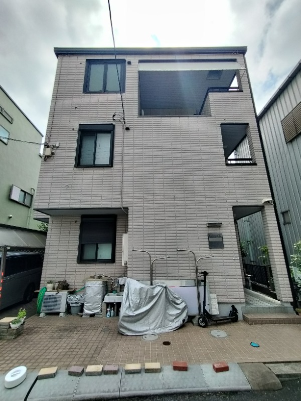 敷地内・建物