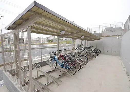 敷地内・建物