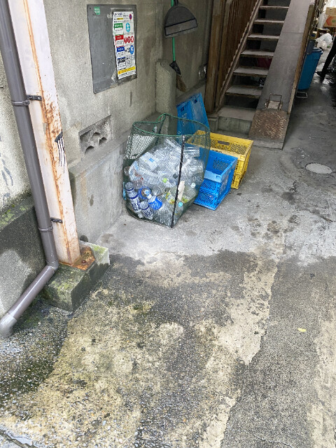 敷地内・建物