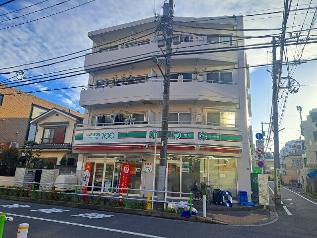 敷地内・建物