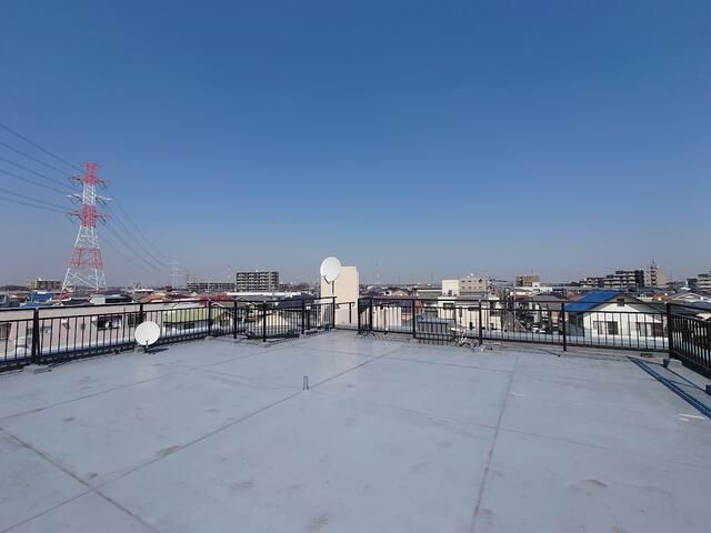 屋上スペース　月額：10000円