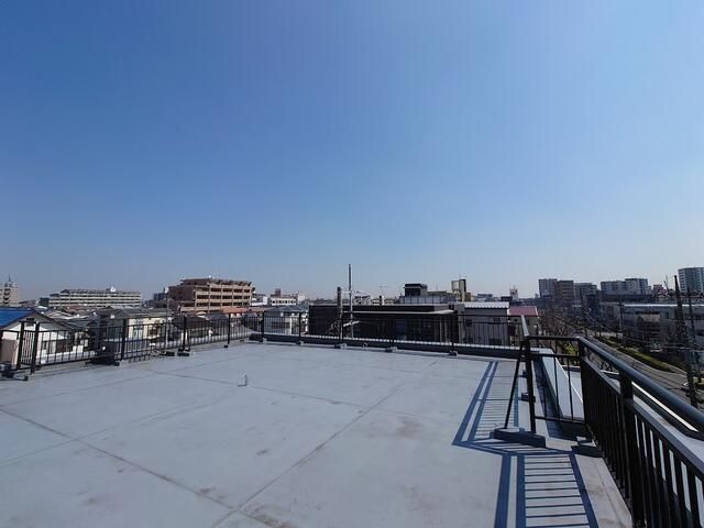 屋上スペース　月額：10000円