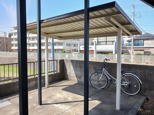 敷地内・建物