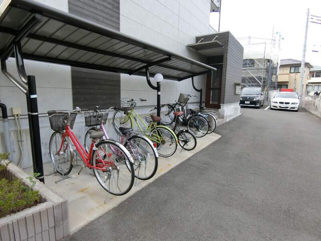 敷地内・建物