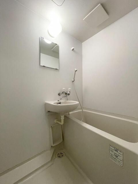 バス