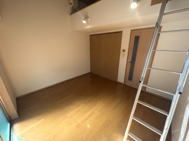※別号室の参考写真となります。