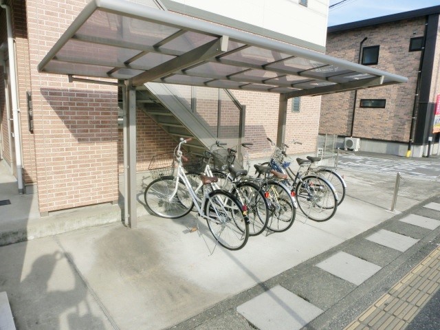 敷地内・建物