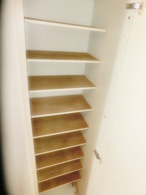 下駄箱（別号室の写真です。）