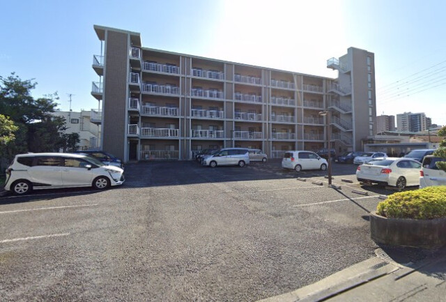 敷地内・建物