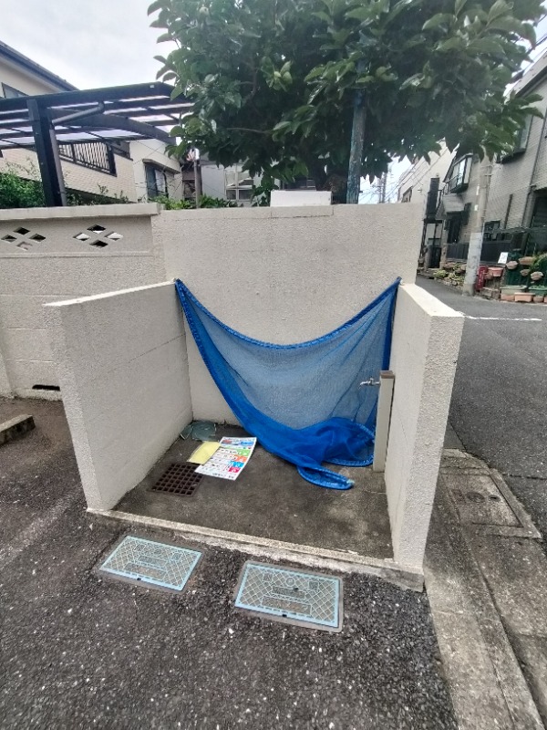 敷地内・建物