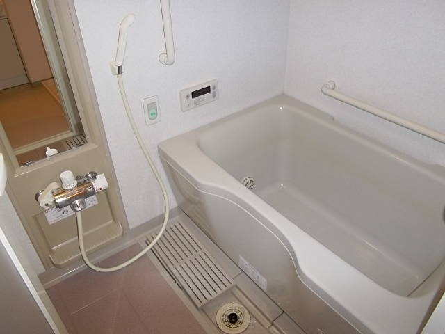 バス