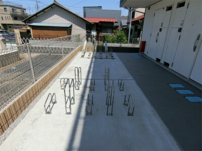 敷地内・建物