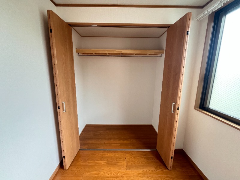 奥行のあるくろ