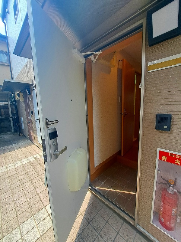 玄関