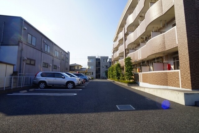 敷地内・建物