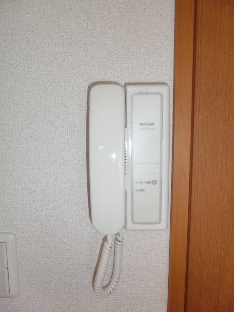 インターホン