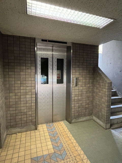 敷地内・建物