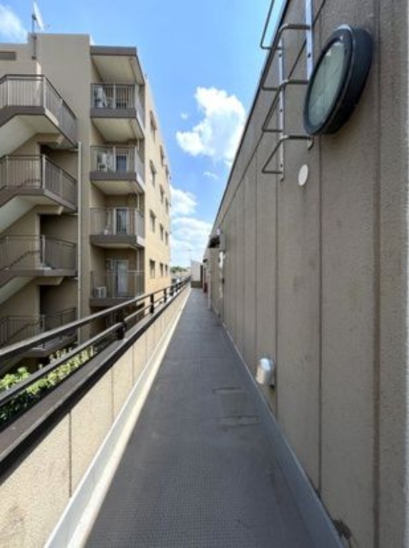 敷地内・建物