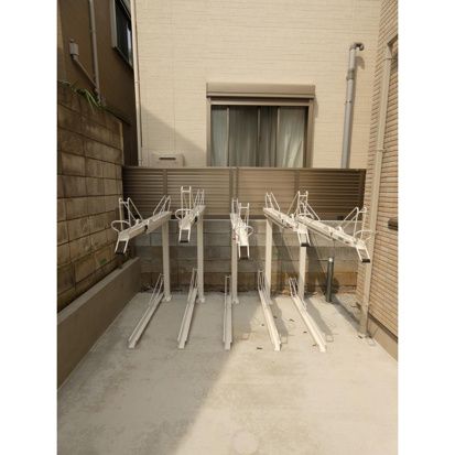 敷地内・建物