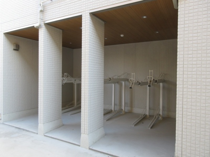 敷地内・建物