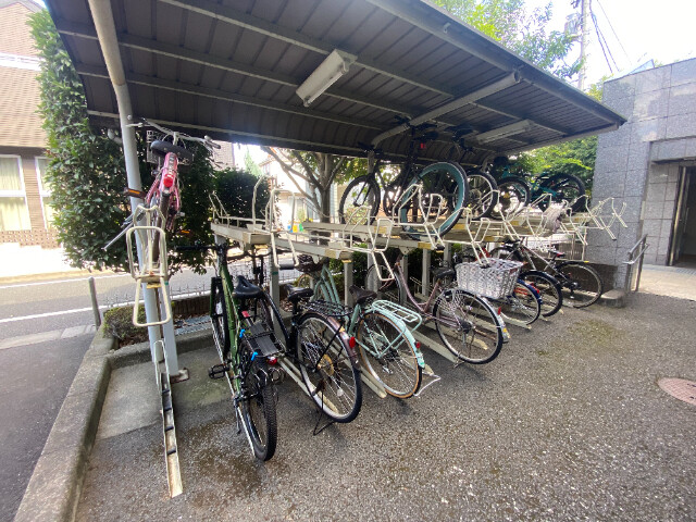 敷地内・建物