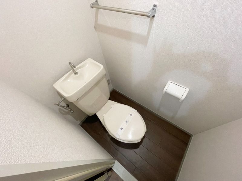 参考写真:別号室のものです。