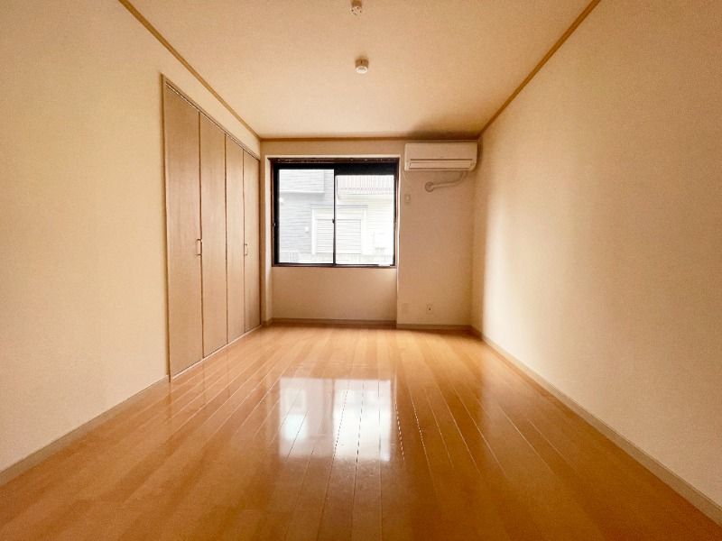 参考写真:別号室のものです。