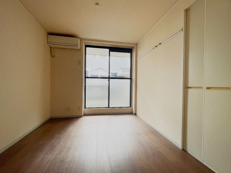 参考写真:別号室のものです。