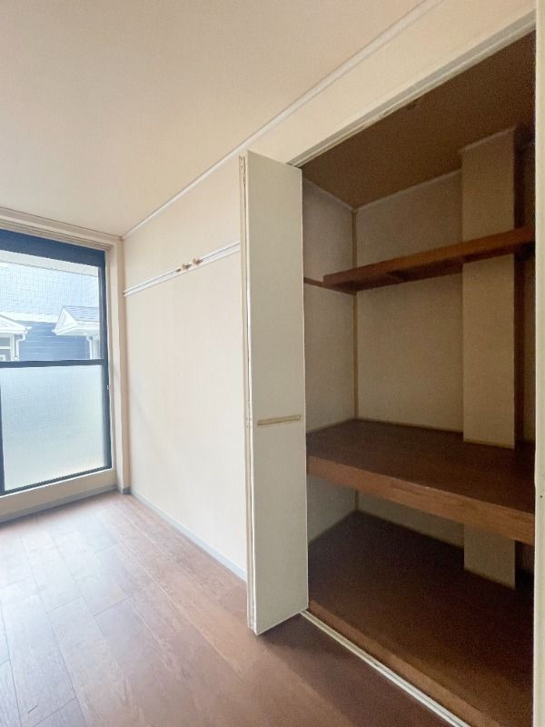 参考写真:別号室のものです。