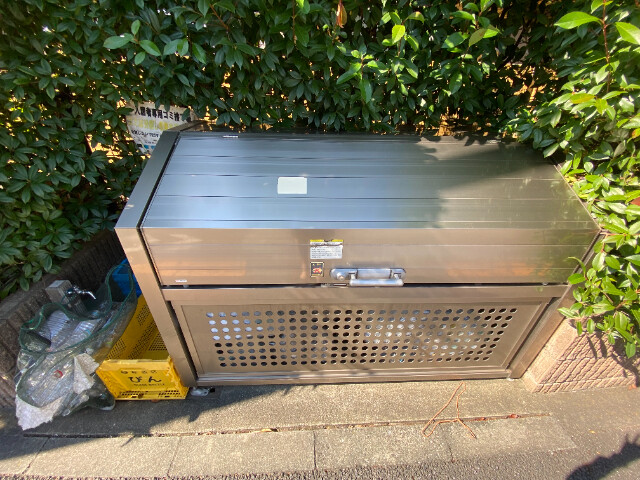 敷地内・建物