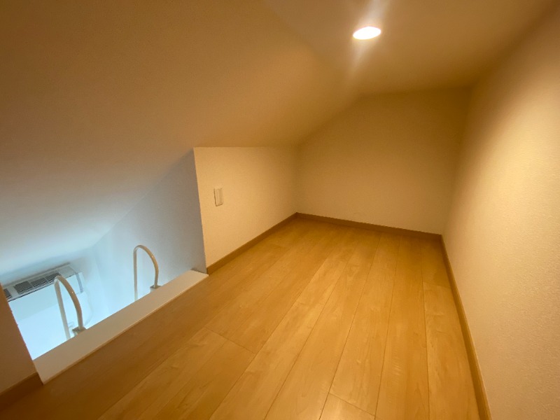 ※写真は別部屋です