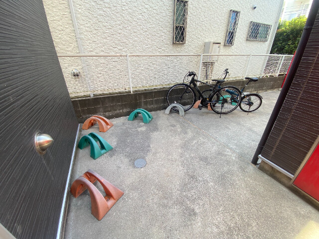 敷地内・建物