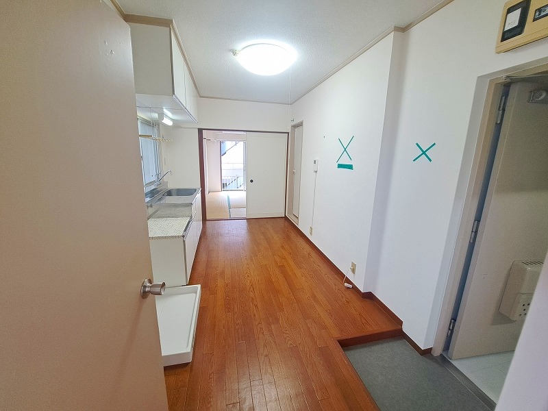 ※室内写真は別号室の同間取りの写真です。