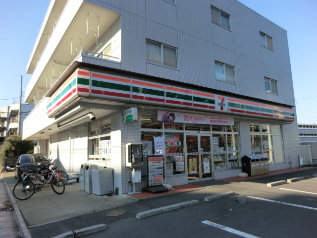 セブンイレブン 126m