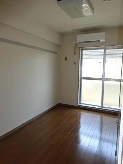 ＊他のお部屋の写真を代用しています。