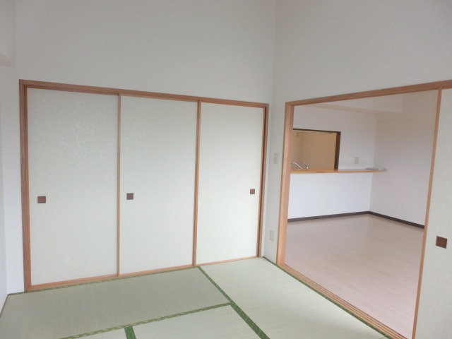 ＊同タイプの他のお部屋の写真です
