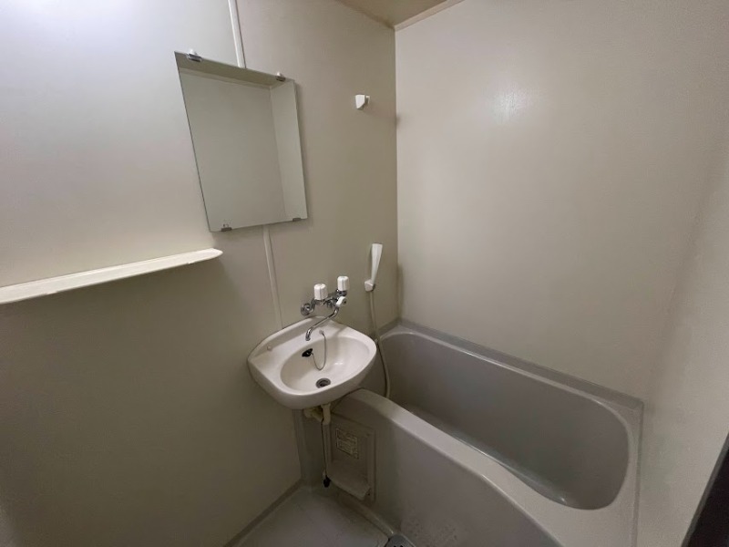 ＊退去前の為他のお部屋の同タイプの写真を掲載しています。