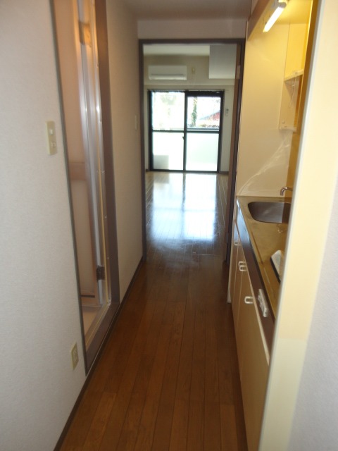 ＊退去前である為、他のお部屋の写真を掲載。