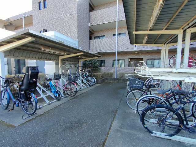 敷地内・建物