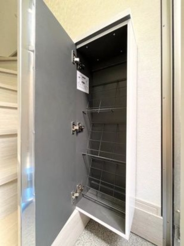 シューズボックス